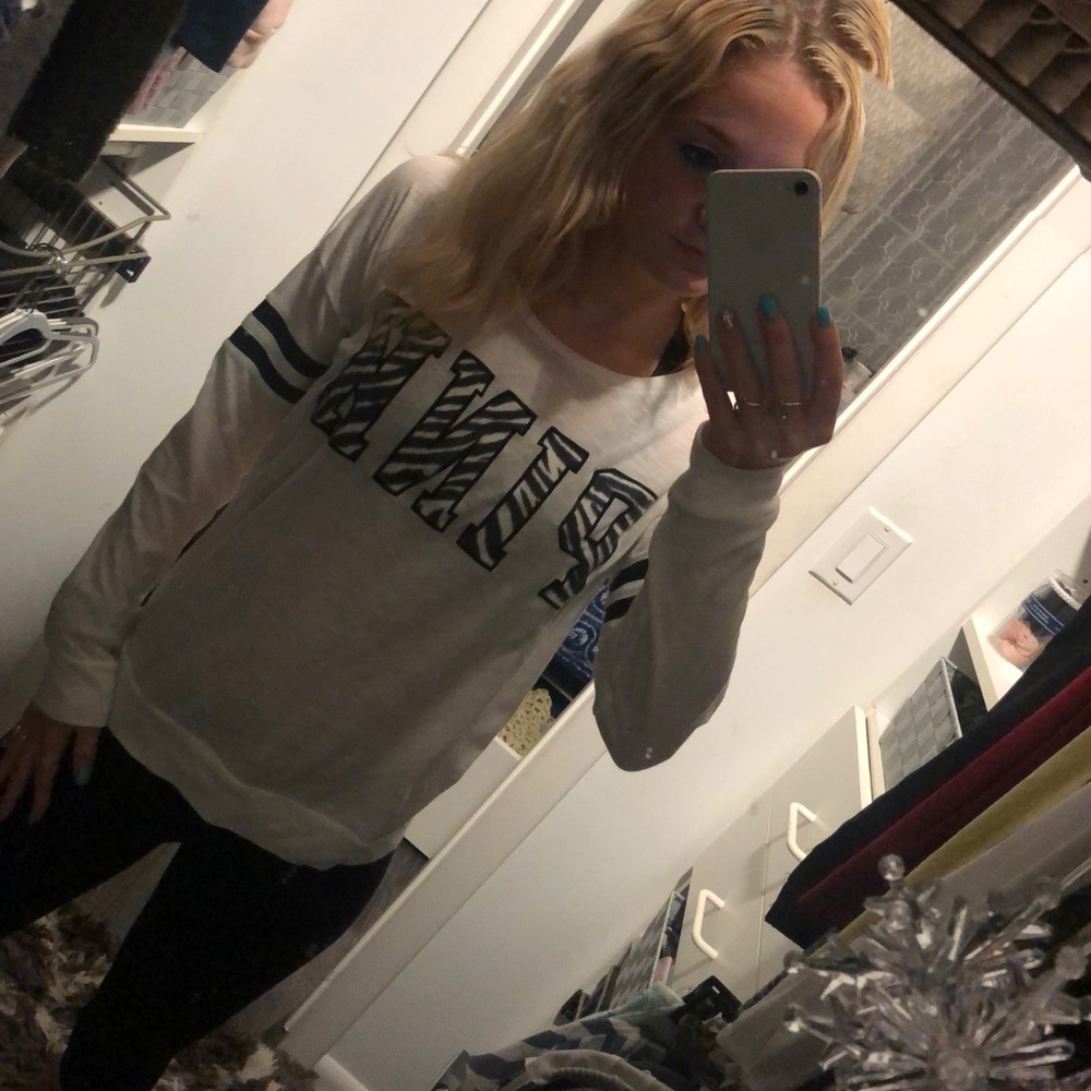 VS PINK Long sleeve